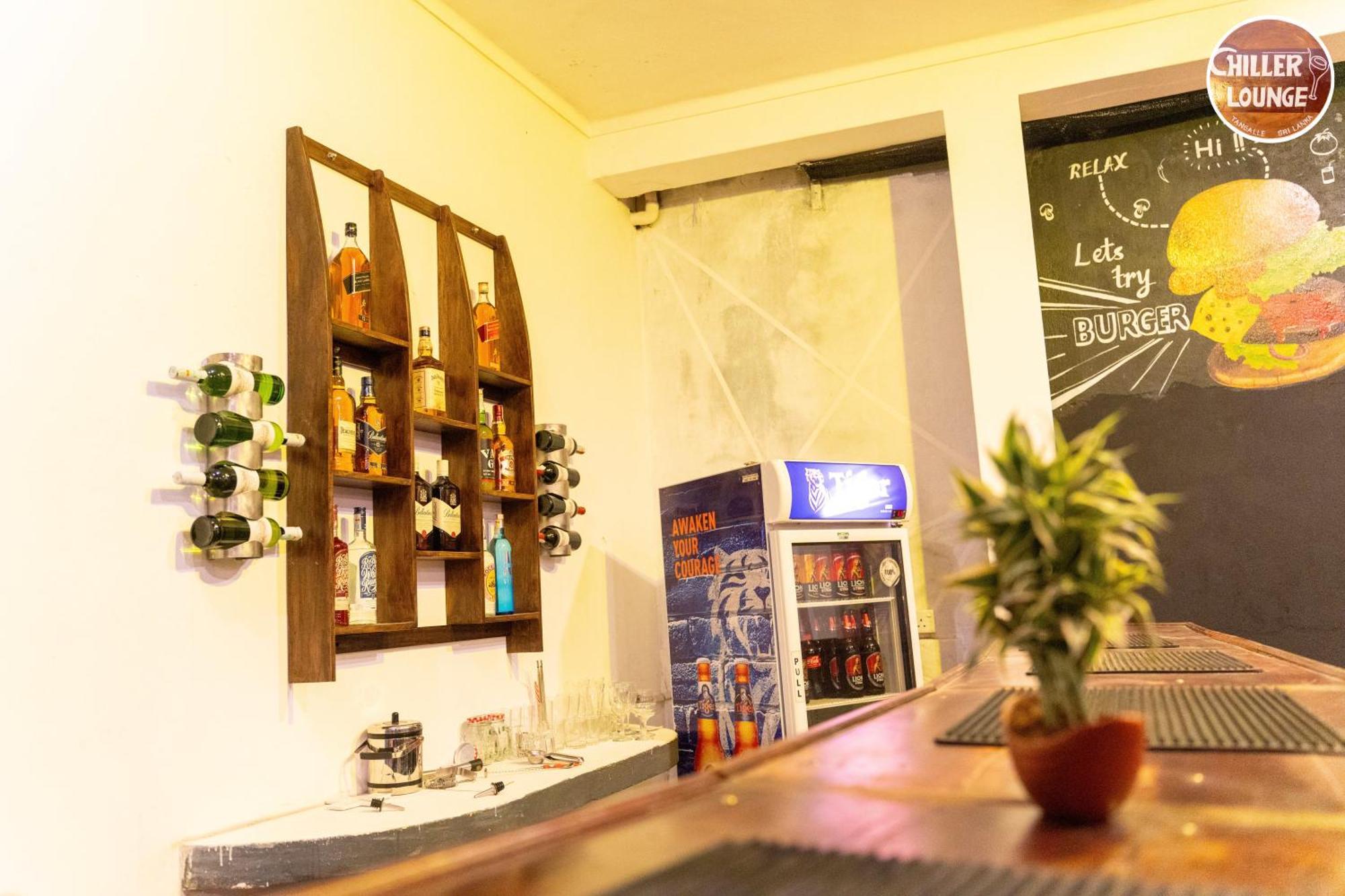 Chiller Lounge Hotel Тангале Екстериор снимка